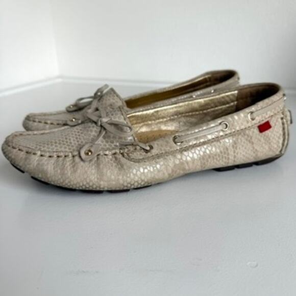 Marc Joseph NY Cypress Hill Moccasins Beige Snakeskin Loafers Women 7.5 Comfort - Picture 9 of 10